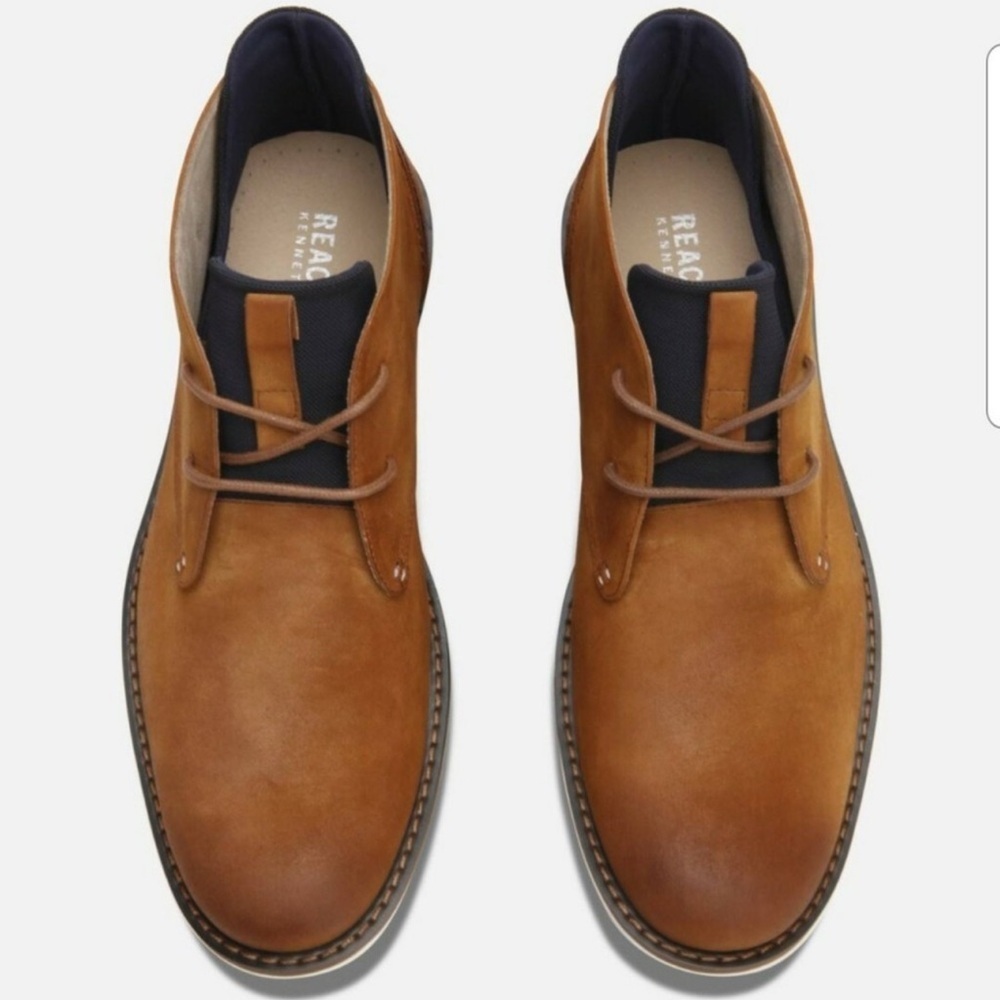Like New Kenneth Cole Brown Leather Chukka Boots